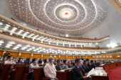 全國政協(xié)第１３期第３回會議が閉幕